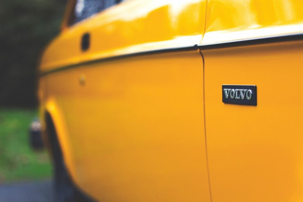 Souhaitez-vous contacter le service client Volvo au sujet d’un véhicule de tourisme ?
