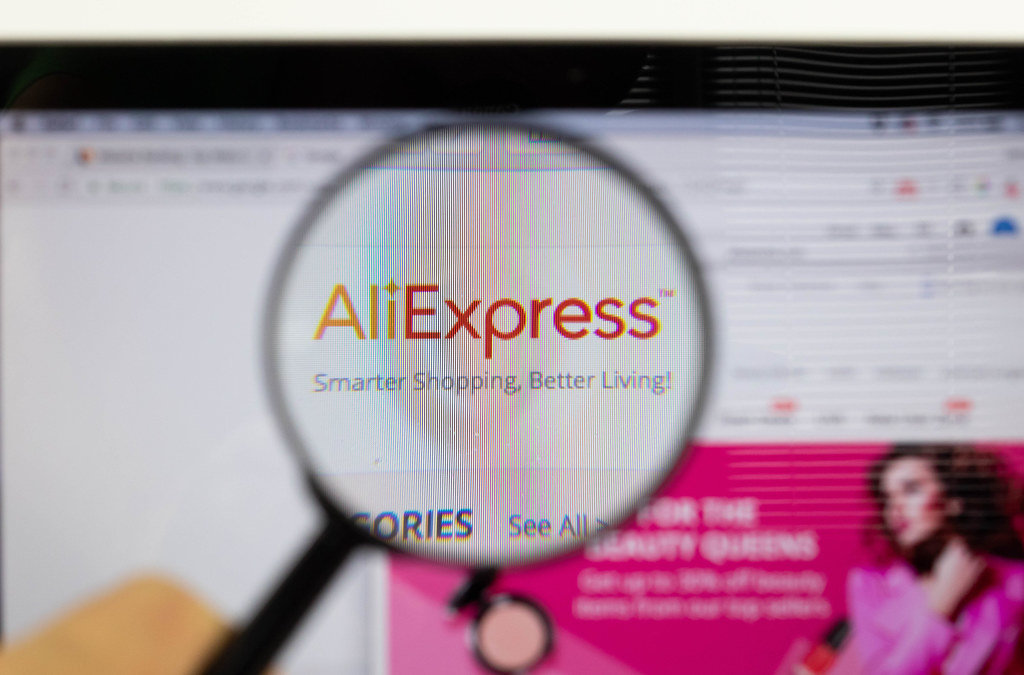 Il est également possible d’entrer en contact avec aliexpress.com via son adresse postale. Majoritairement, il s’agit du dernier recourt, mais c’est un moyen efficace de communiquer votre réclamation concernant une demande de remboursement. Vous pouvez alors envoyer votre courrier au :