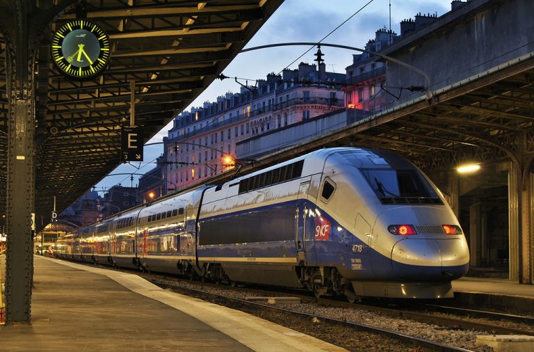 contacter le service client SNCF