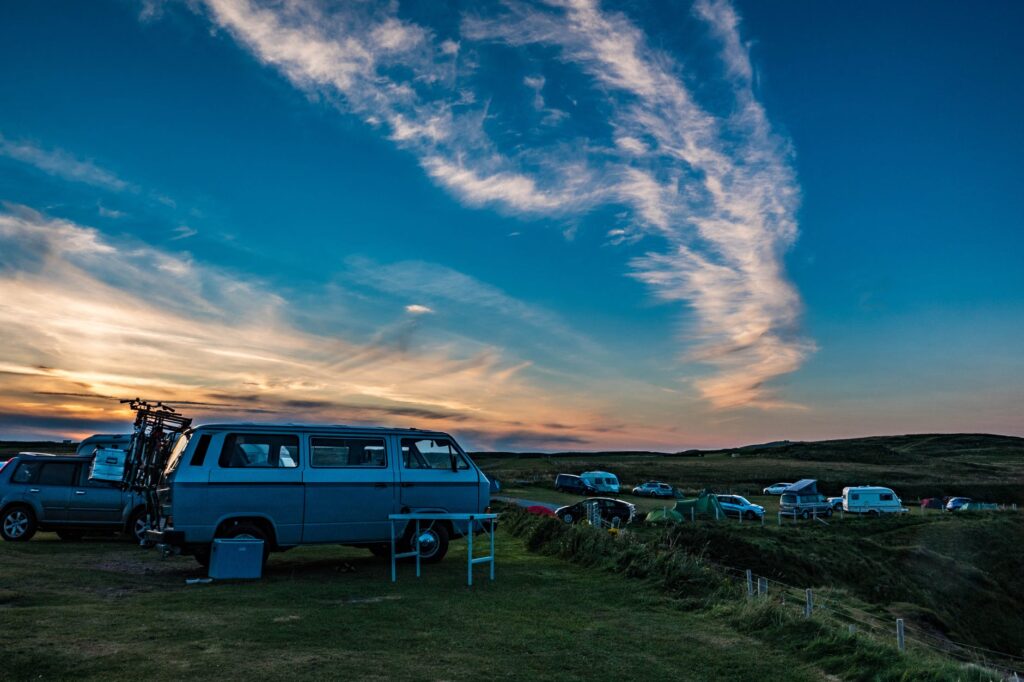 Vous souhaitez louer un camping-car pour votre prochain voyage ?  Comment joindre Outdoorsy pour réserver un camping-car ? 