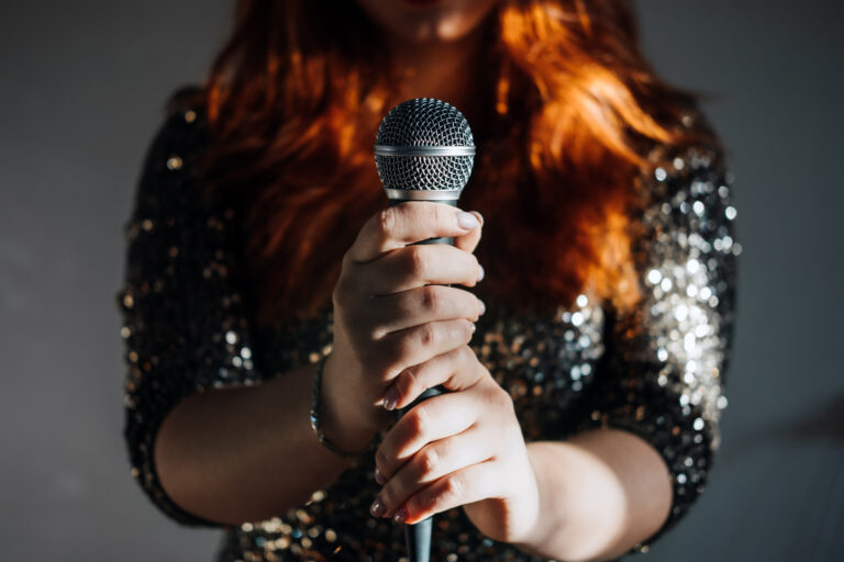 chanteuse mylene farmer