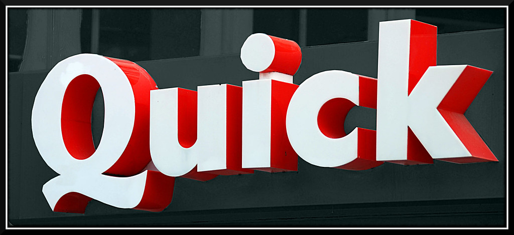 Souhaitez-vous mangez ou commander chez Quick ?
